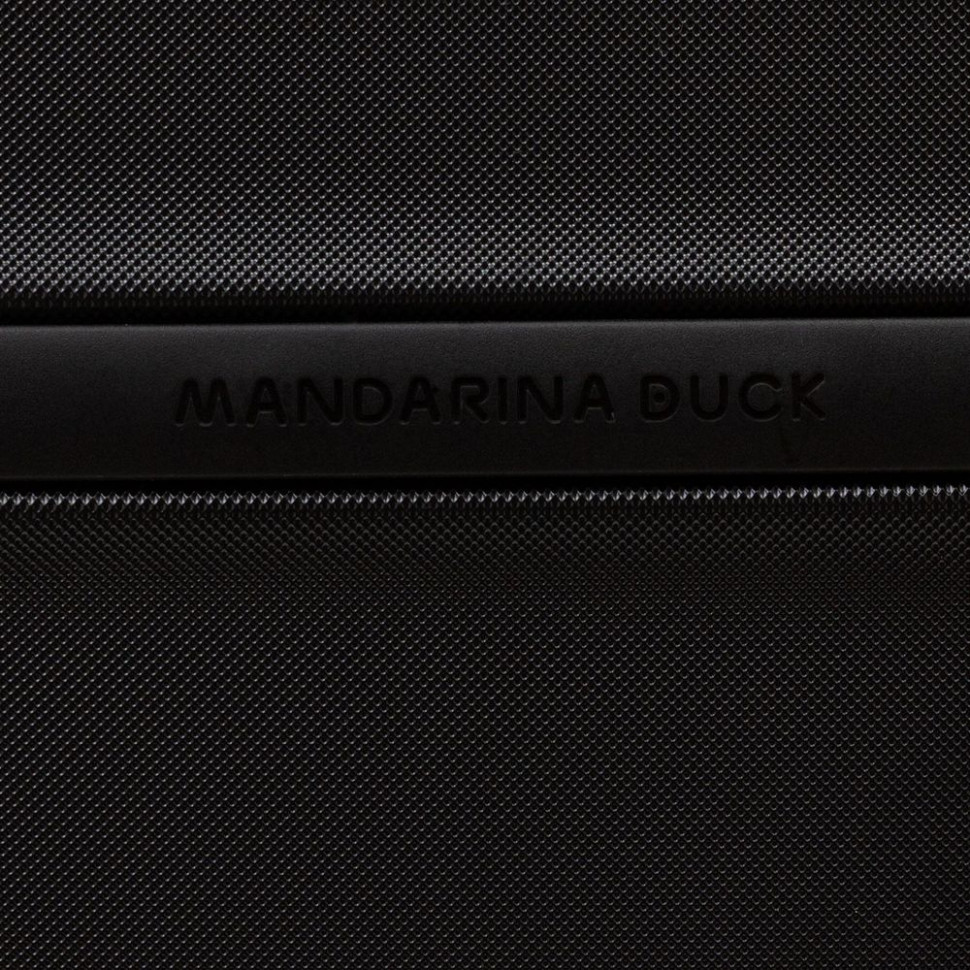 Чемодан Logoduck M, черный