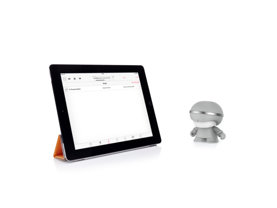 Портативный динамик Bluetooth mini XBOY Портативный динамик Bluetooth mini XBOY