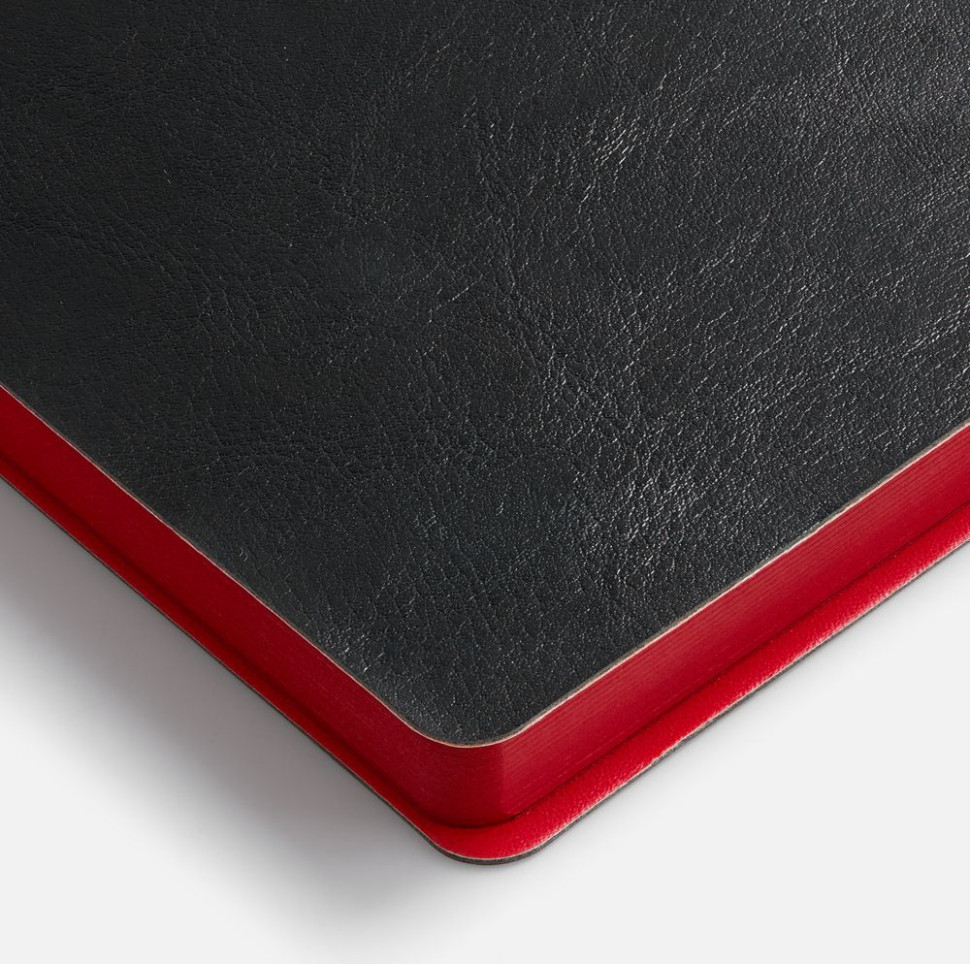 Ежедневник Doppio, недатированный, черный с красным Ежедневник Doppio, недатированный, черный с красным