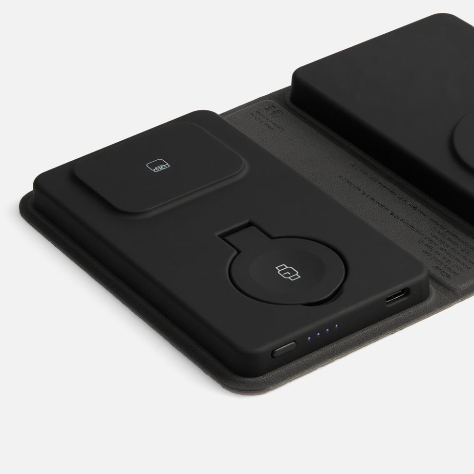 Внешний аккумулятор с беспроводной зарядкой reCover, черный