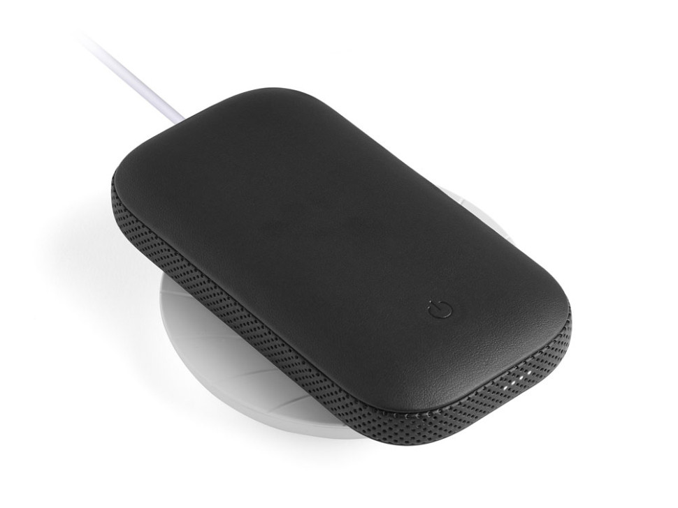 Внешний аккумулятор с беспроводной колонкой Powersound Внешний аккумулятор с беспроводной колонкой Powersound