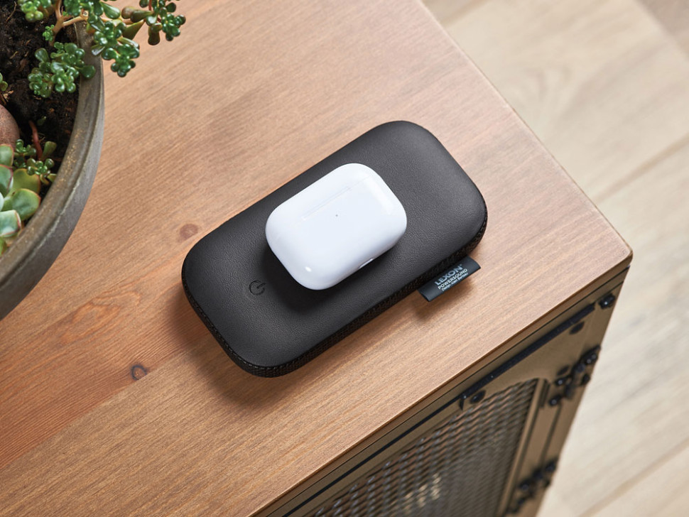 Внешний аккумулятор с беспроводной колонкой Powersound Внешний аккумулятор с беспроводной колонкой Powersound