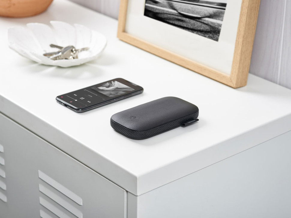 Внешний аккумулятор с беспроводной колонкой Powersound Внешний аккумулятор с беспроводной колонкой Powersound