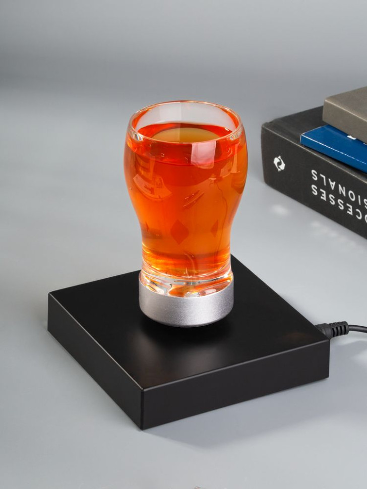 Левитирующий стакан Leviglass