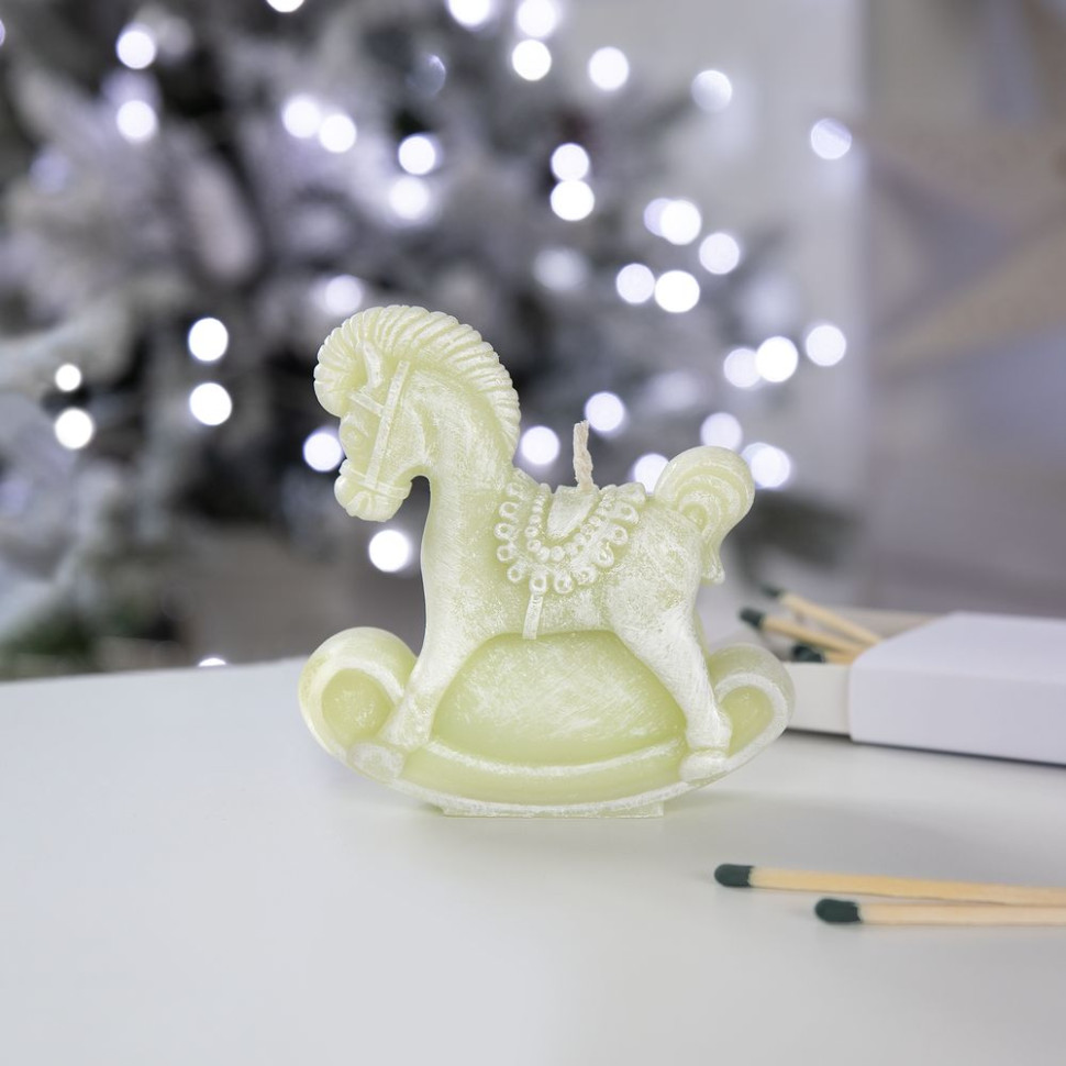 Свеча фигурная «Лошадка-качалка», светло-зеленая