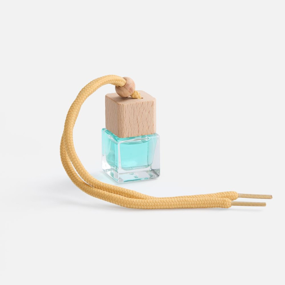 Ароматизатор воздуха Flava Deluxe, зеленый чай и черная смородина Ароматизатор воздуха Flava Deluxe, зеленый чай и черная смородина