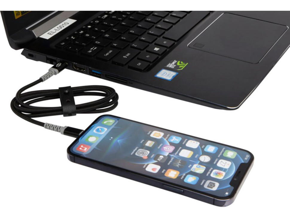 MFI-кабель с разъемами USB-C и Lightning ADAPT
