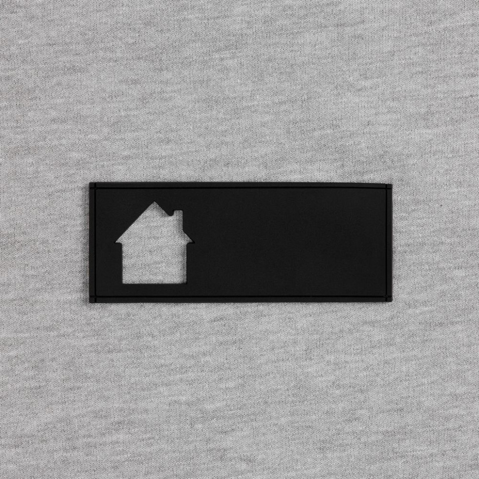 Лейбл из ПВХ с вырубкой «Дом», черный