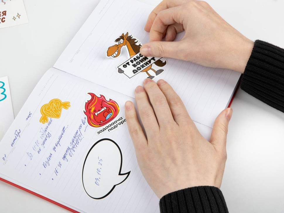 Наклейки бумажные Sticker Pack на заказ, S